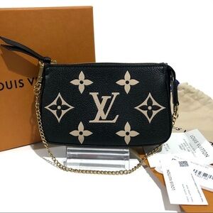 Authentic & New Louis Vuitton M80732 Mini Pochette Accessoires Bicolor